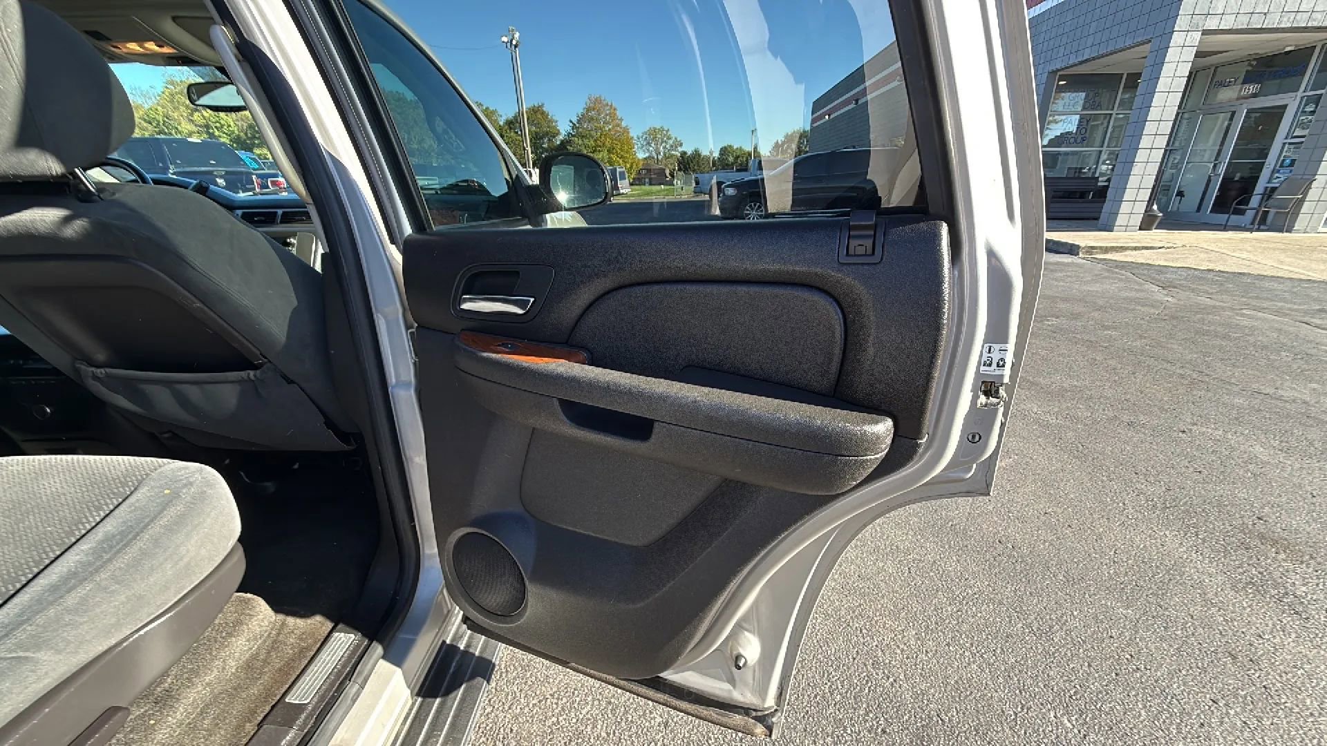 Used 2007 GMC Yukon SLE image 13