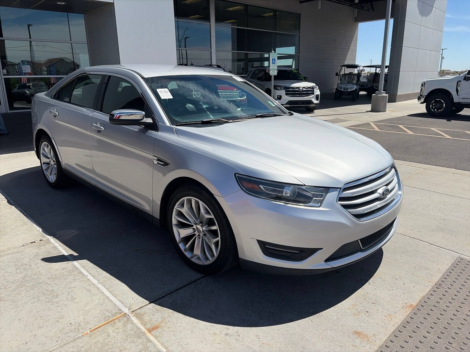 Used 2016 Ford Taurus Limited FWD image 7