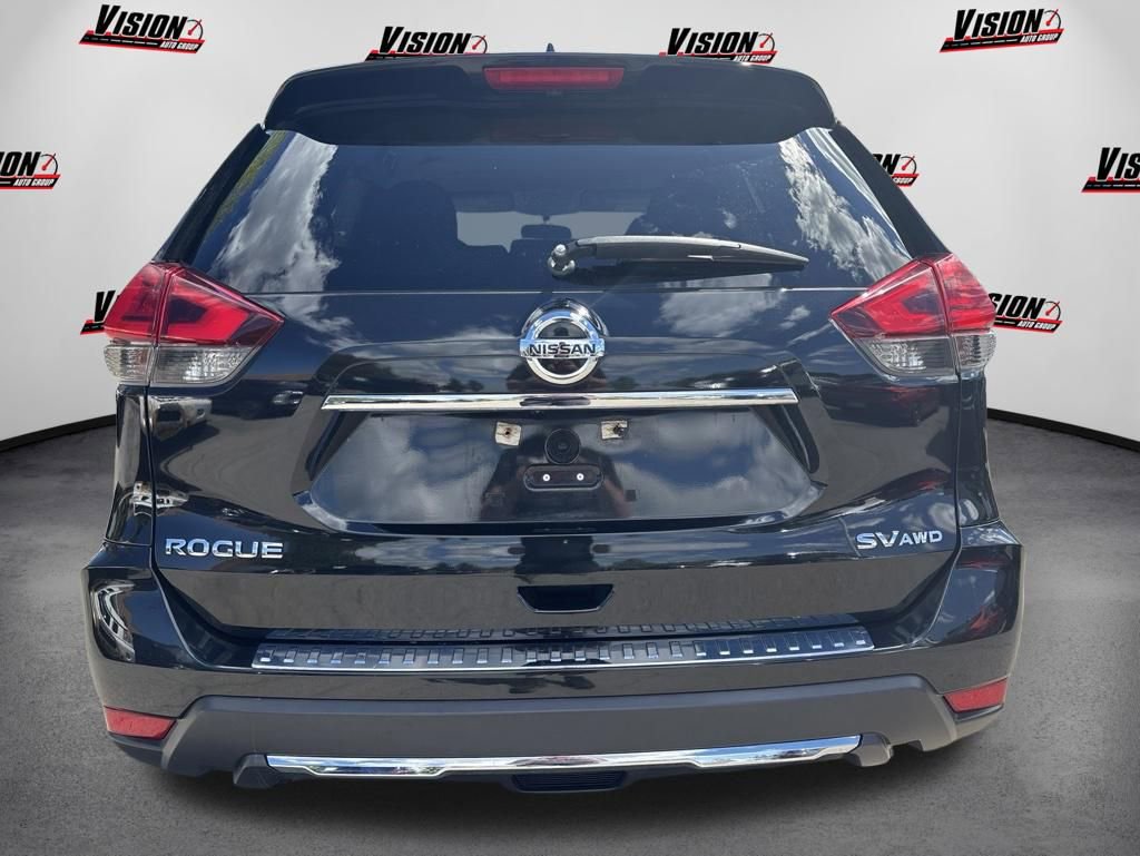 Used 2017 Nissan Rogue SV w/ SV Premium Package AWD/4WD image 4