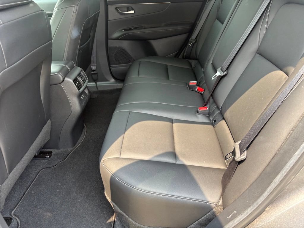 Used 2025 Nissan Murano SV AWD/4WD image 41