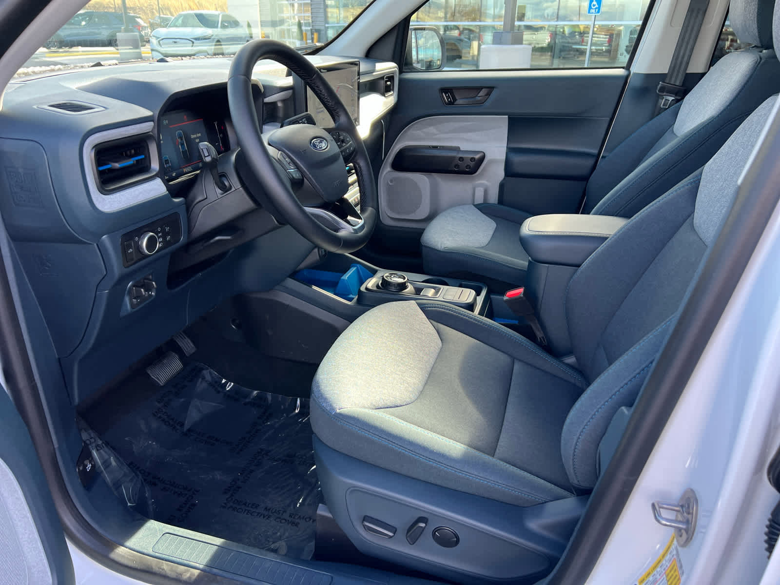 New 2025 Ford Maverick XLT w/ XLT Luxury Package image 27