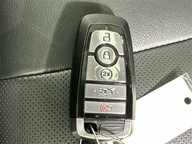 Used 2020 Ford Fusion Energi Titanium image 18