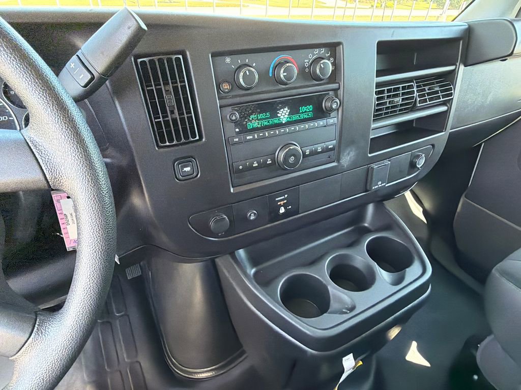 Used 2024 GMC Savana 2500 w/ Driver Convenience Package image 30
