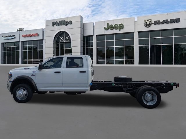 New 2026 RAM 5500 Tradesman w/ Chrome Appearance Group AWD/4WD image 7