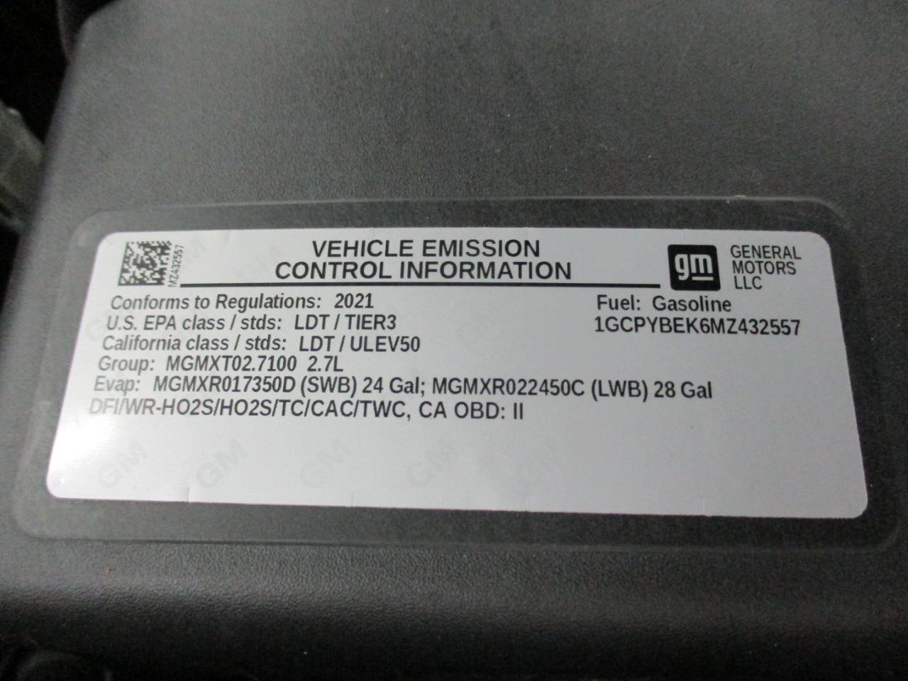 Used 2021 Chevrolet Silverado 1500 Custom w/ Safety Confidence Package AWD/4WD image 27