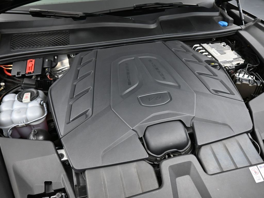 Certified 2024 Porsche Cayenne Turbo GT AWD/4WD image 34