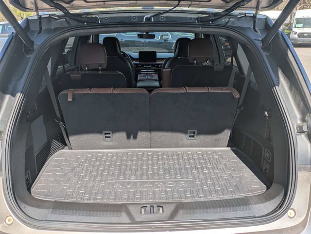 Used 2020 Lincoln Aviator Reserve w/ Equipment Group 202A image 11