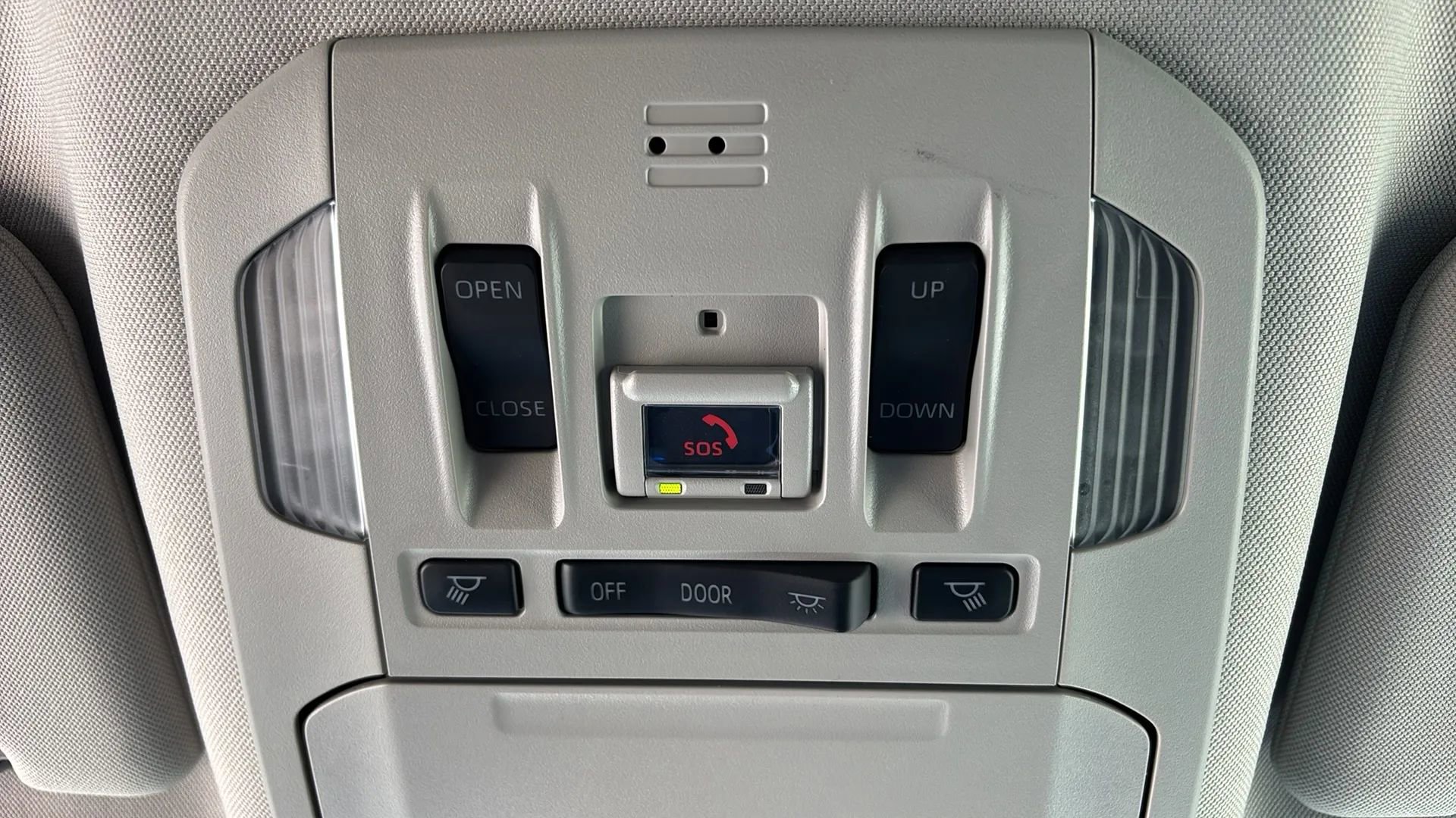 Used 2023 Toyota Highlander XLE image 11