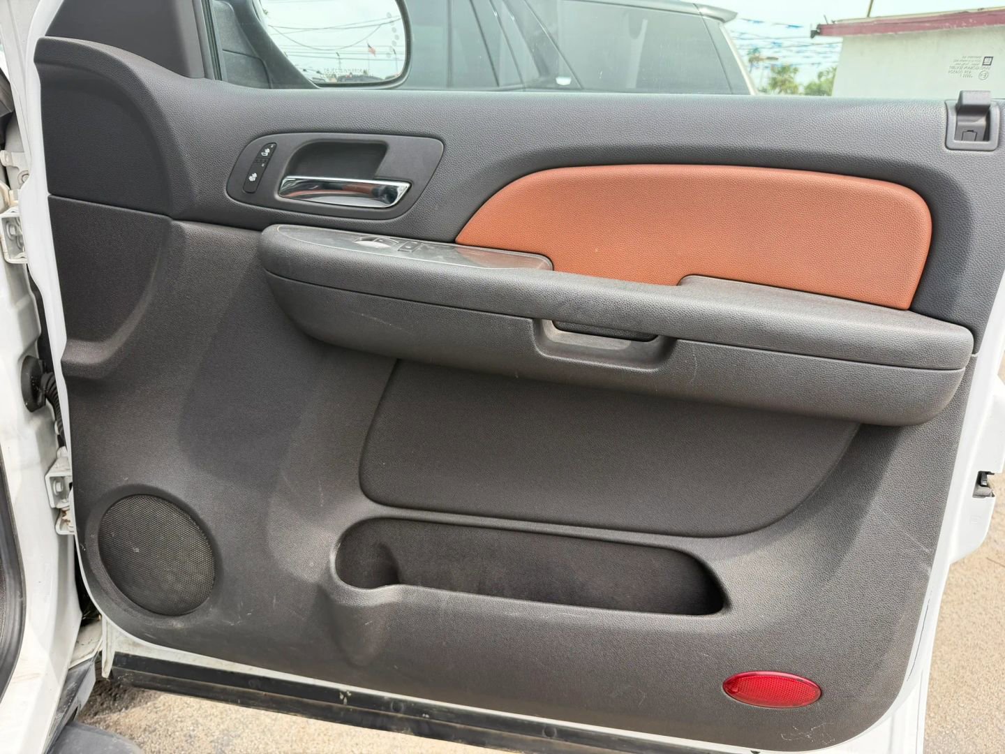 Used 2007 Chevrolet Avalanche LT w/ LT Preferred Equipment Group AWD/4WD image 14