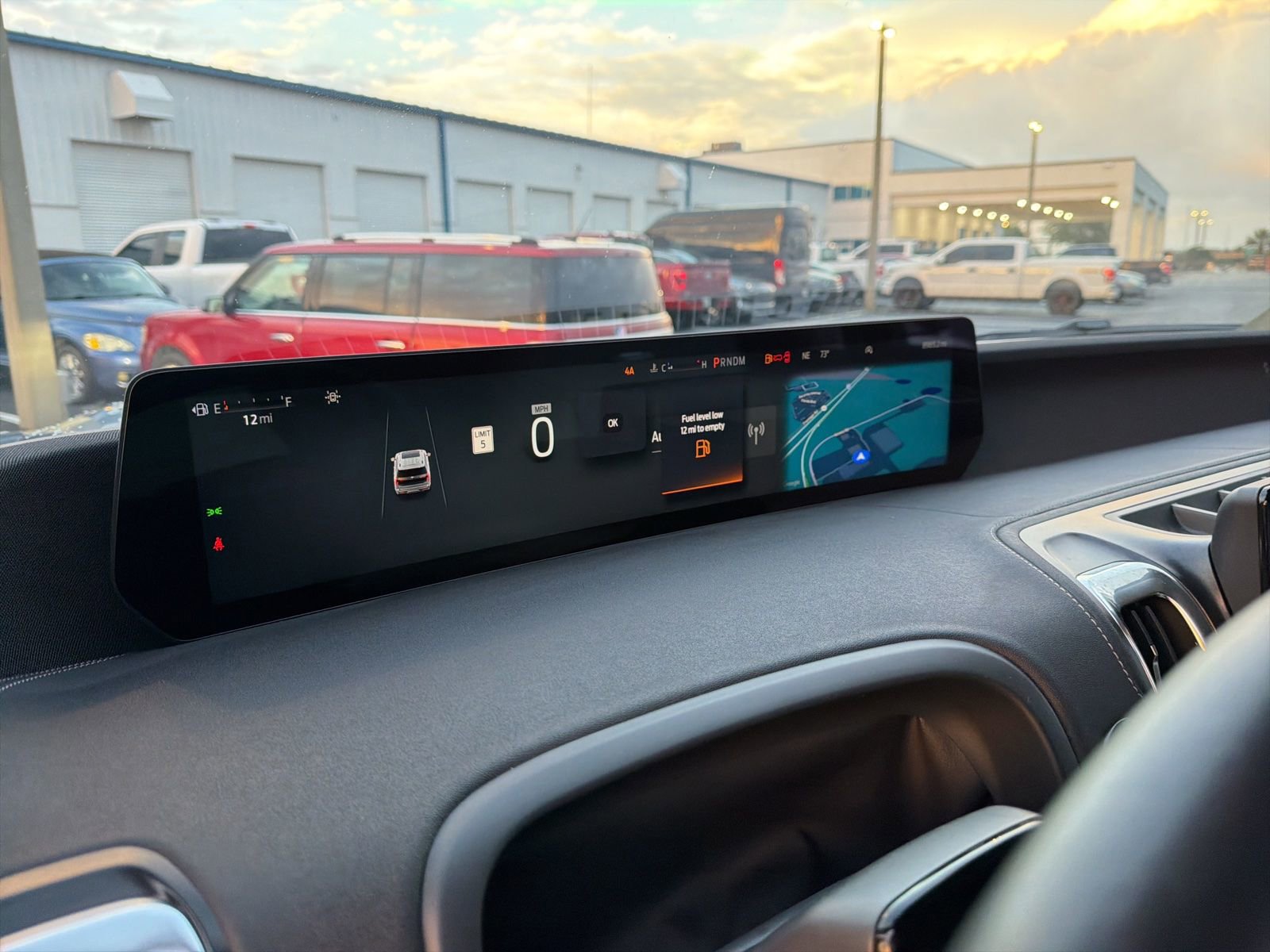 Used 2025 Ford Expedition Platinum image 21