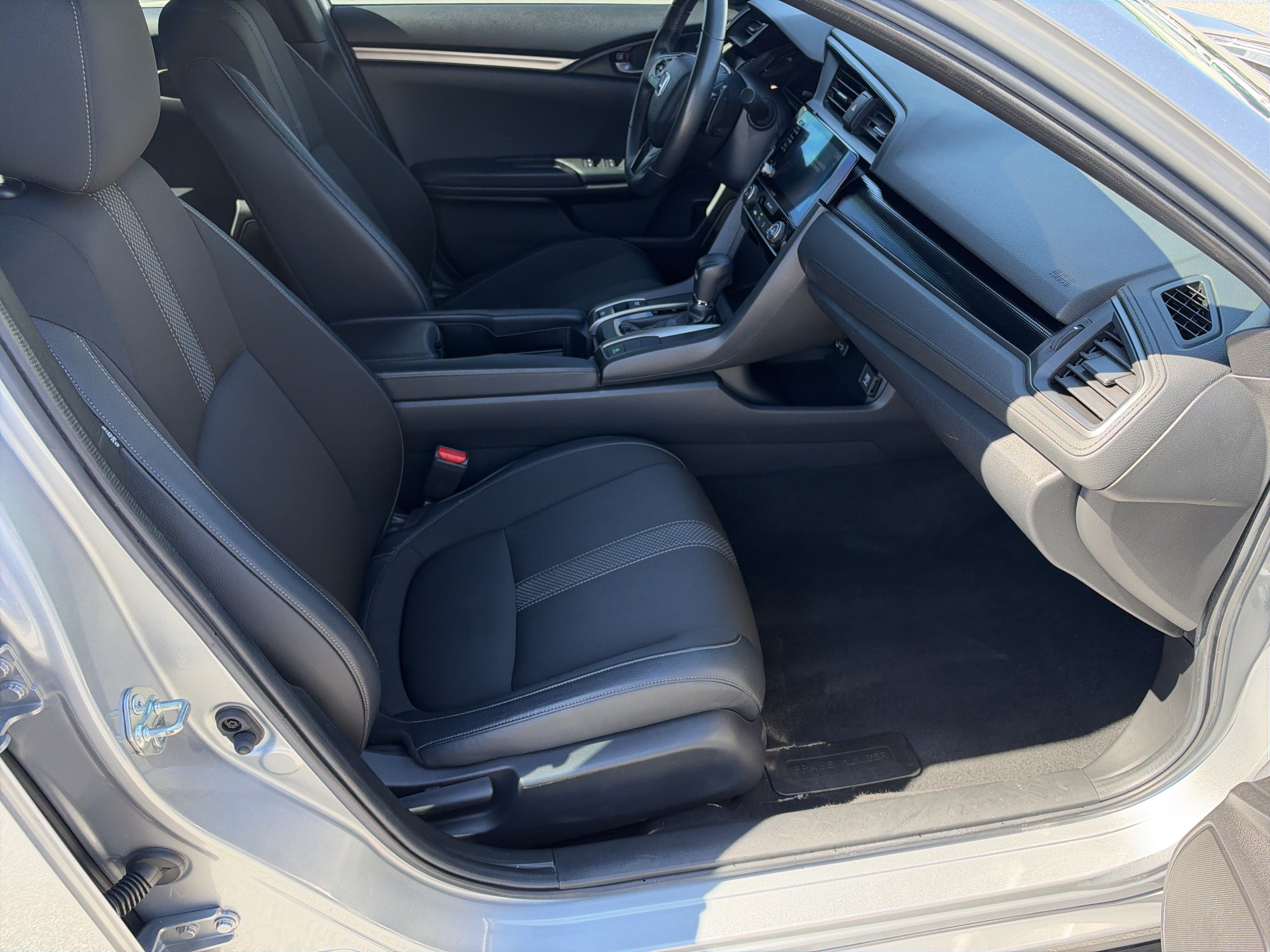 Used 2021 Honda Civic Sport image 16