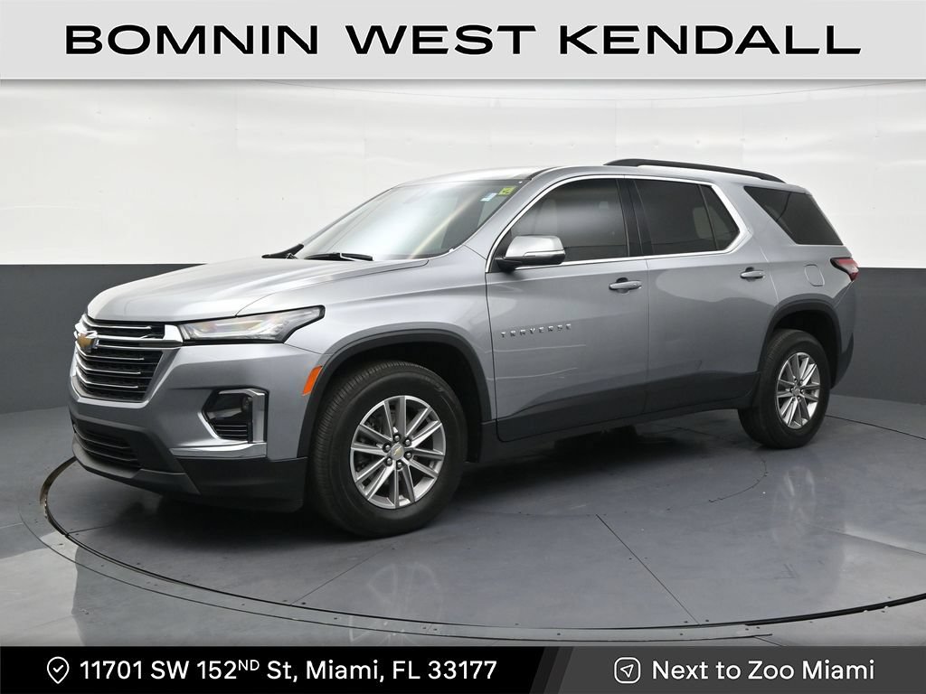 Used 2024 Chevrolet Traverse LT FWD image 1