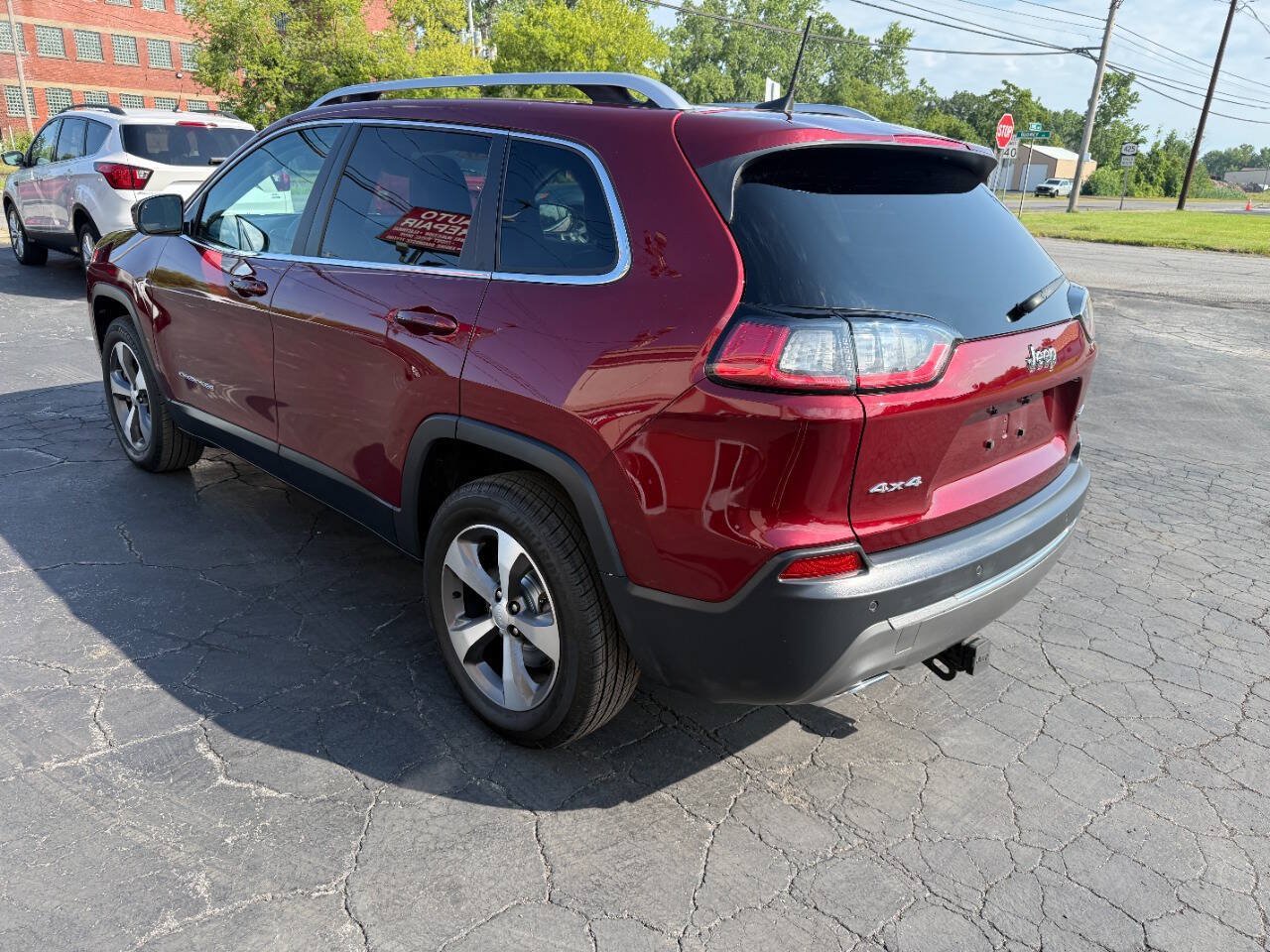 Used 2020 Jeep Cherokee Limited AWD/4WD image 4