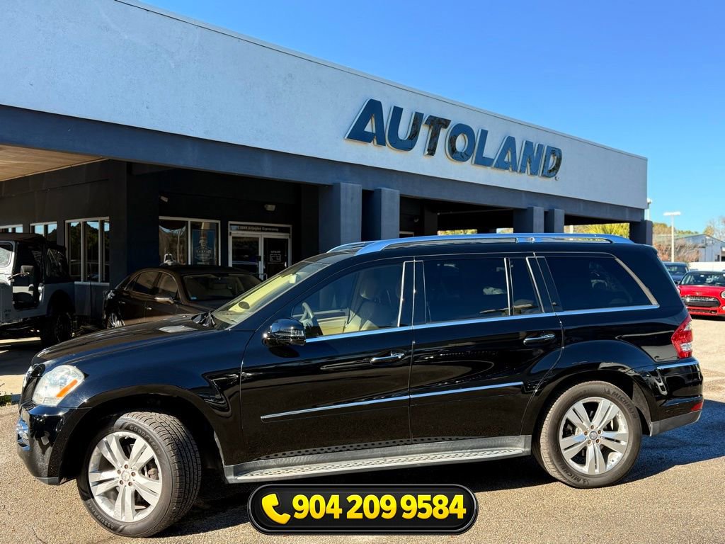 Used 2011 Mercedes-Benz GL 450 4MATIC image 4