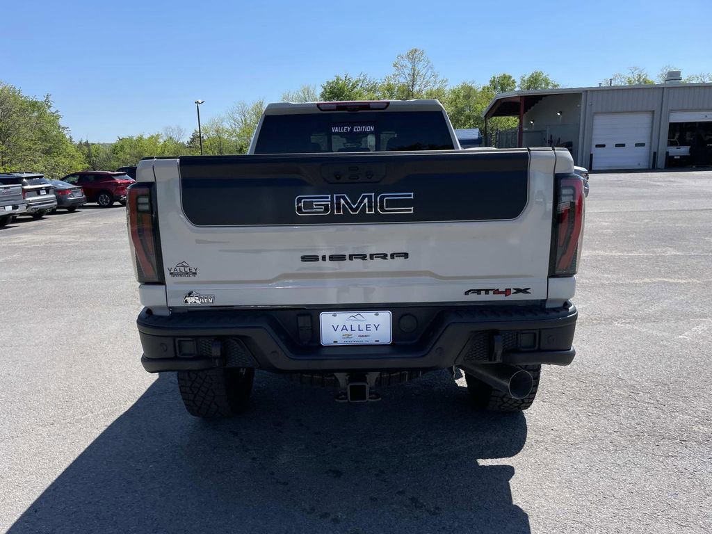 New 2026 GMC Sierra 2500 AT4X w/ AT4X AEV Edition image 5