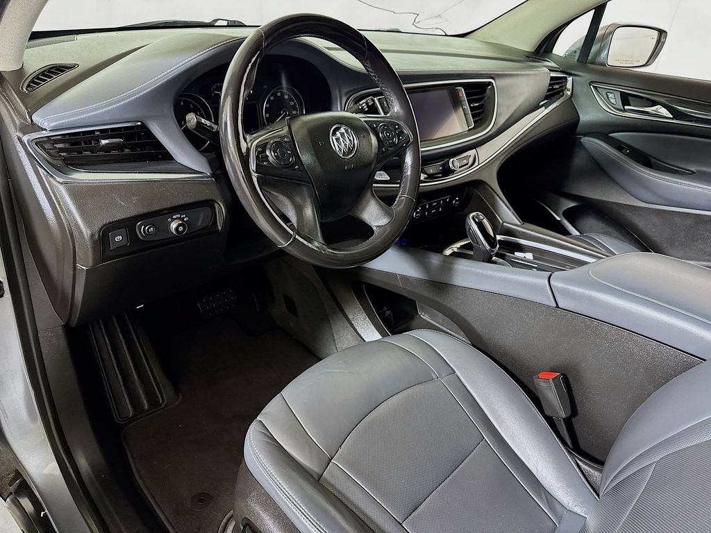 Used 2019 Buick Enclave Essence FWD image 7