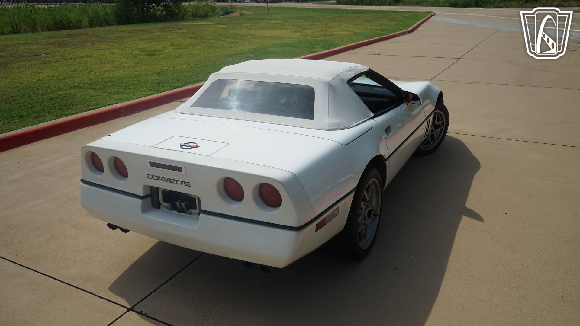 Used 1989 Chevrolet Corvette Convertible image 15