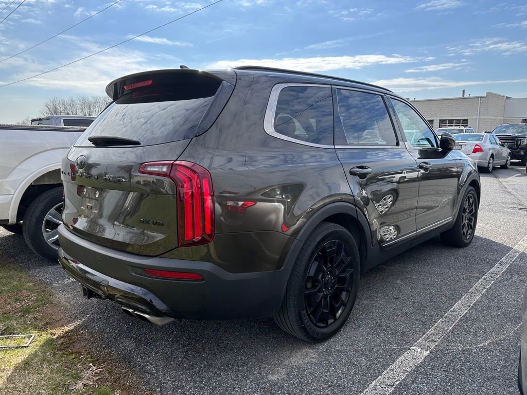 Used 2021 Kia Telluride SX w/ SX Prestige Package image 4