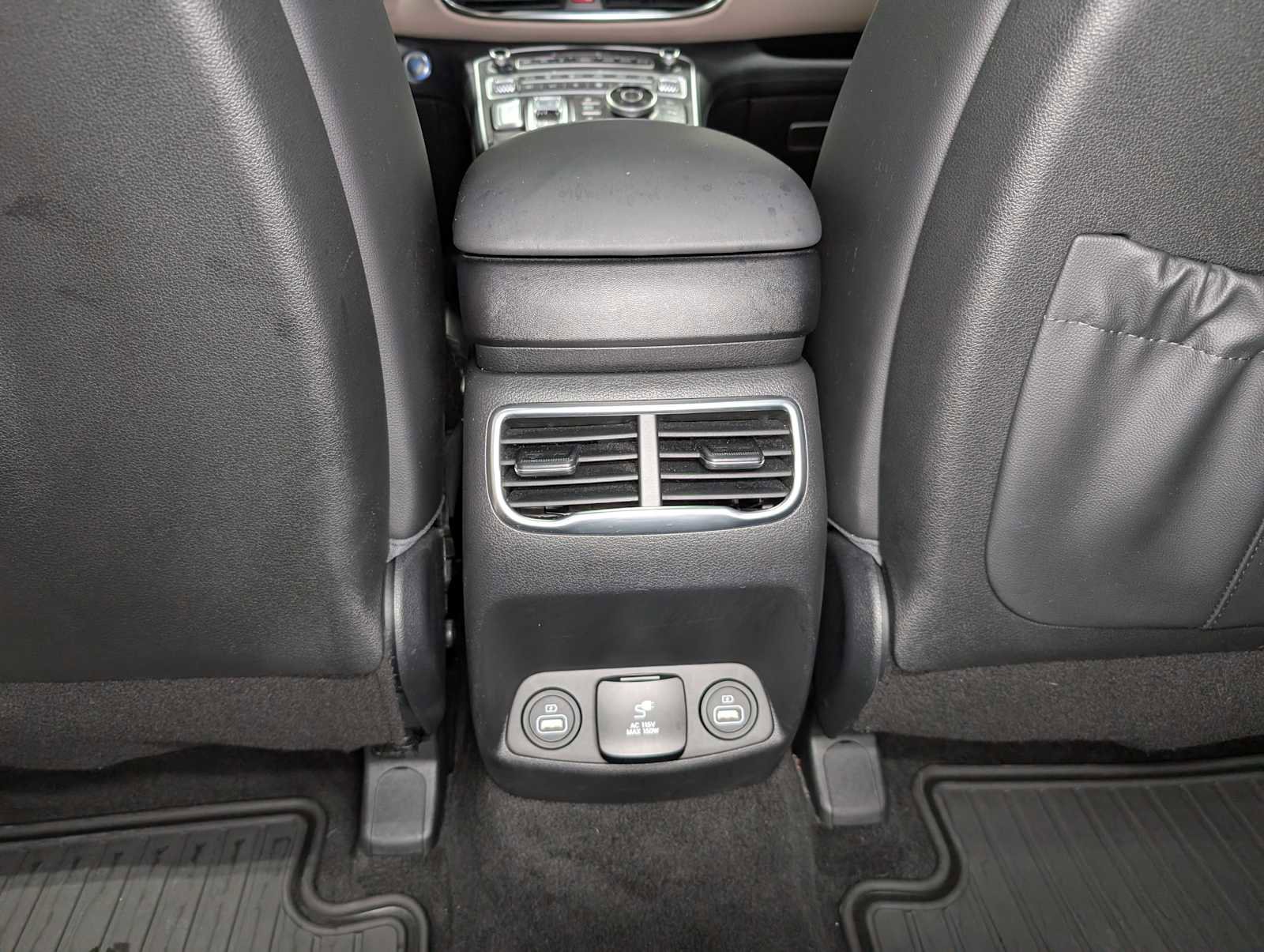 Used 2021 Hyundai Santa Fe Limited image 22