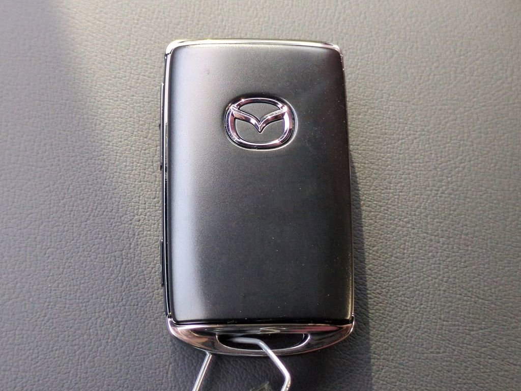 New 2026 MAZDA MAZDA3 2.5 S Hatchback w/ Premium Pkg image 29