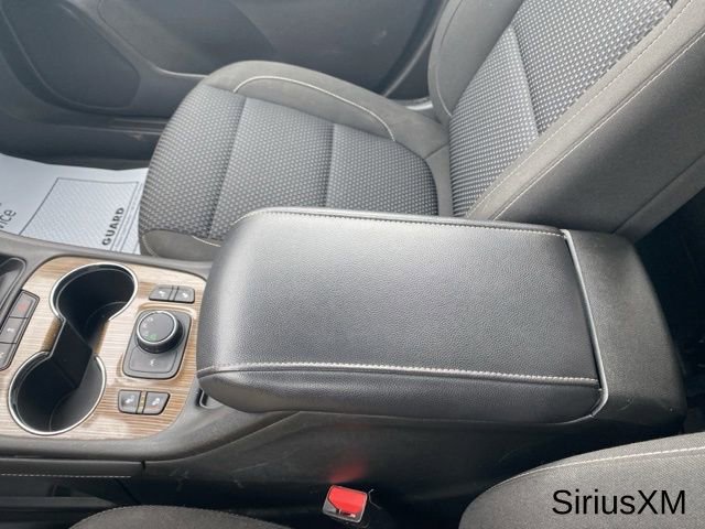 Used 2023 GMC Acadia SLE image 20