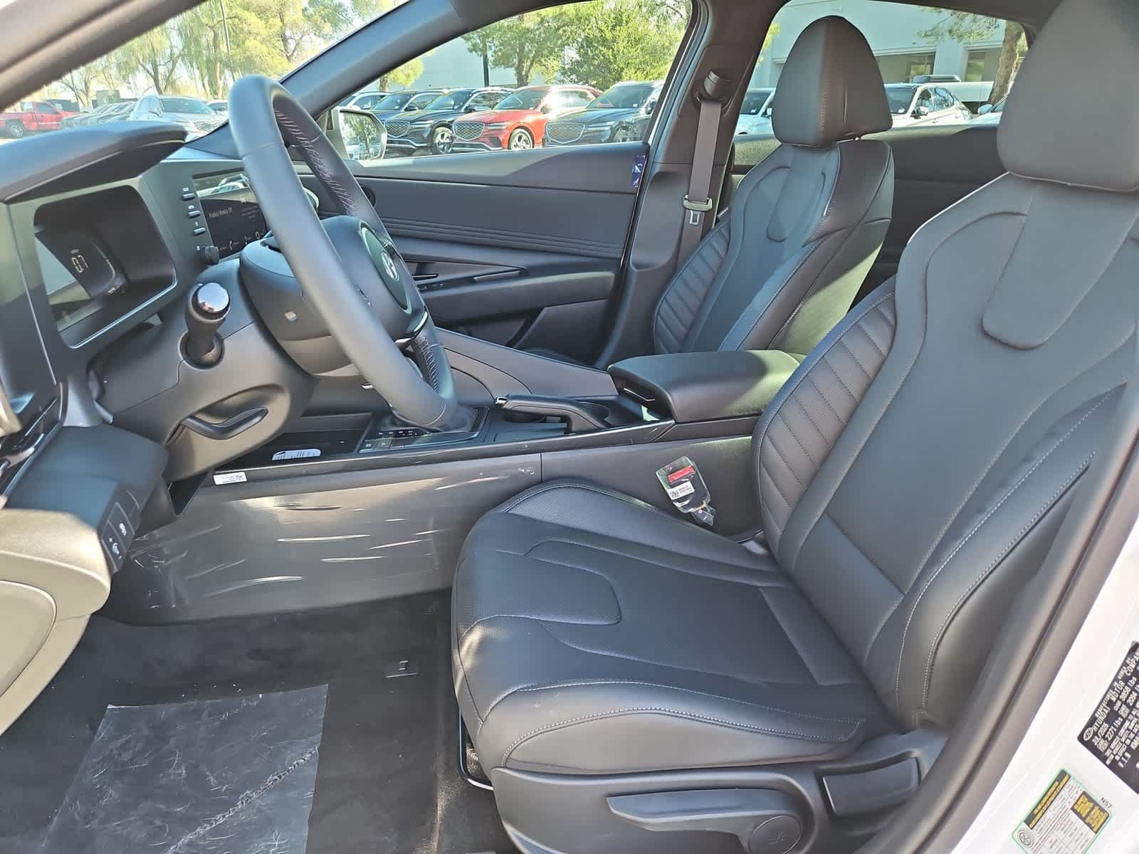 New 2026 Hyundai Elantra SEL Sport FWD image 15