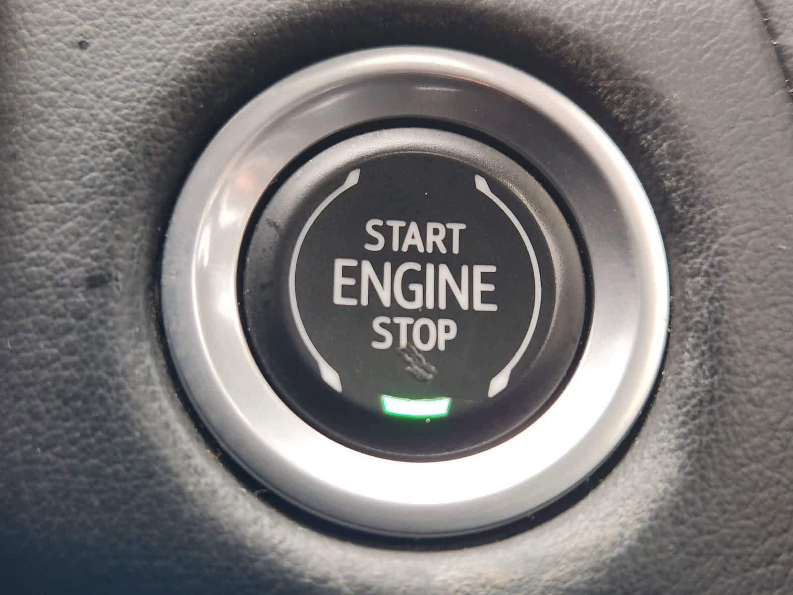Used 2022 Chevrolet Tahoe Z71 w/ Luxury Package image 20