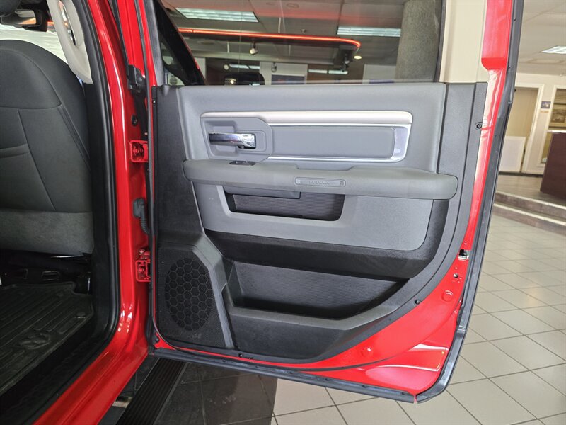 Used 2015 RAM 1500 Big Horn AWD/4WD image 15