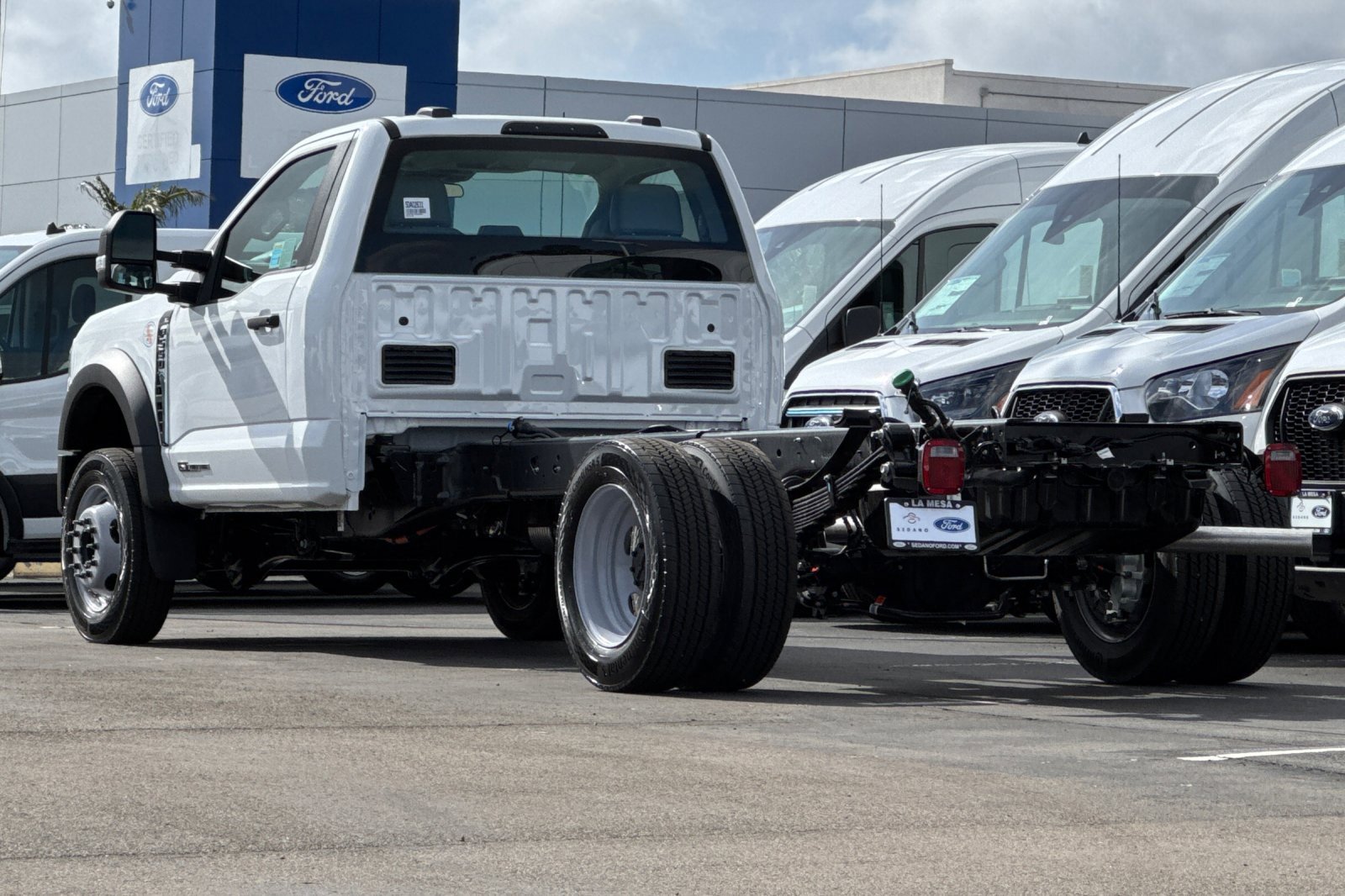 New 2025 Ford F550 2WD Regular Cab Super Duty image 5