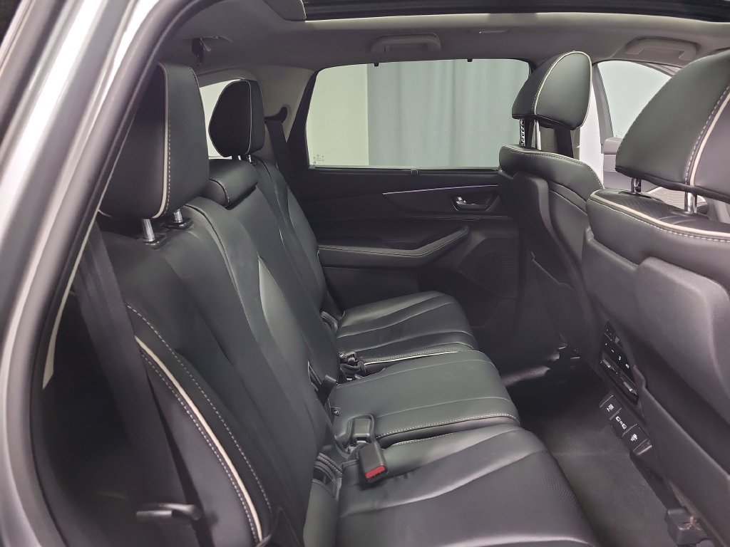 Used 2024 Acura MDX w/ Advance Package AWD/4WD image 35