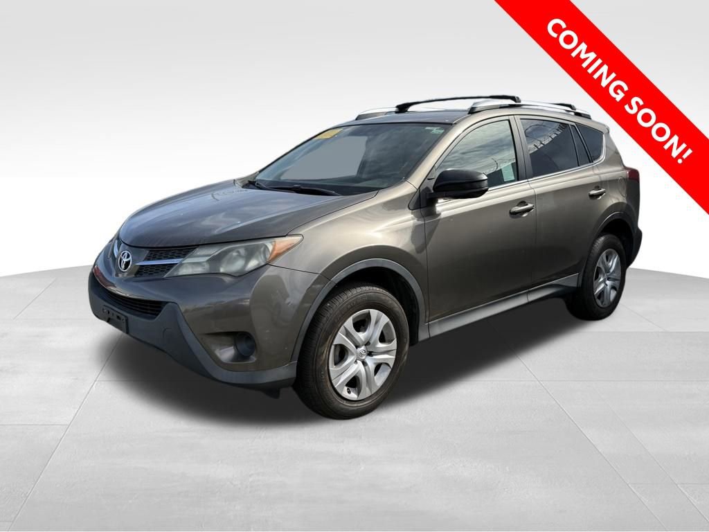 Used 2015 Toyota RAV4 LE image 1