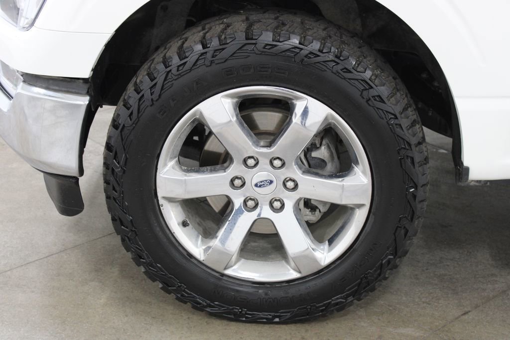 Used 2023 Ford F150 Lariat w/ Trailer Tow Package image 53