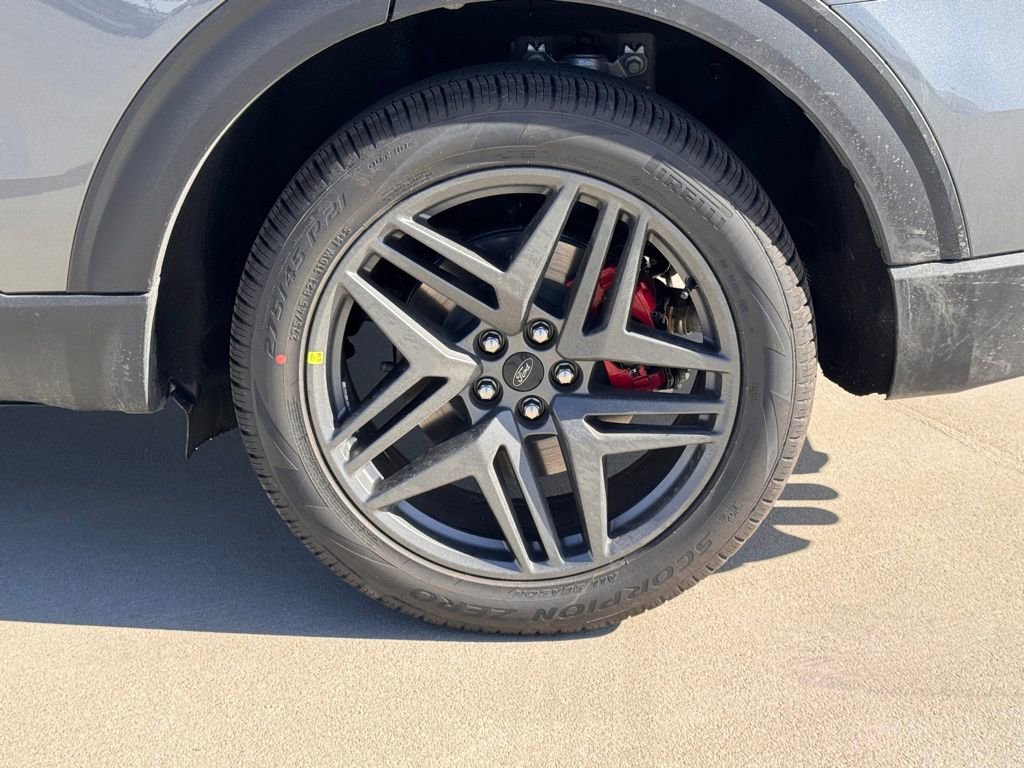 New 2026 Ford Explorer ST w/ Sun And Sound Package image 15