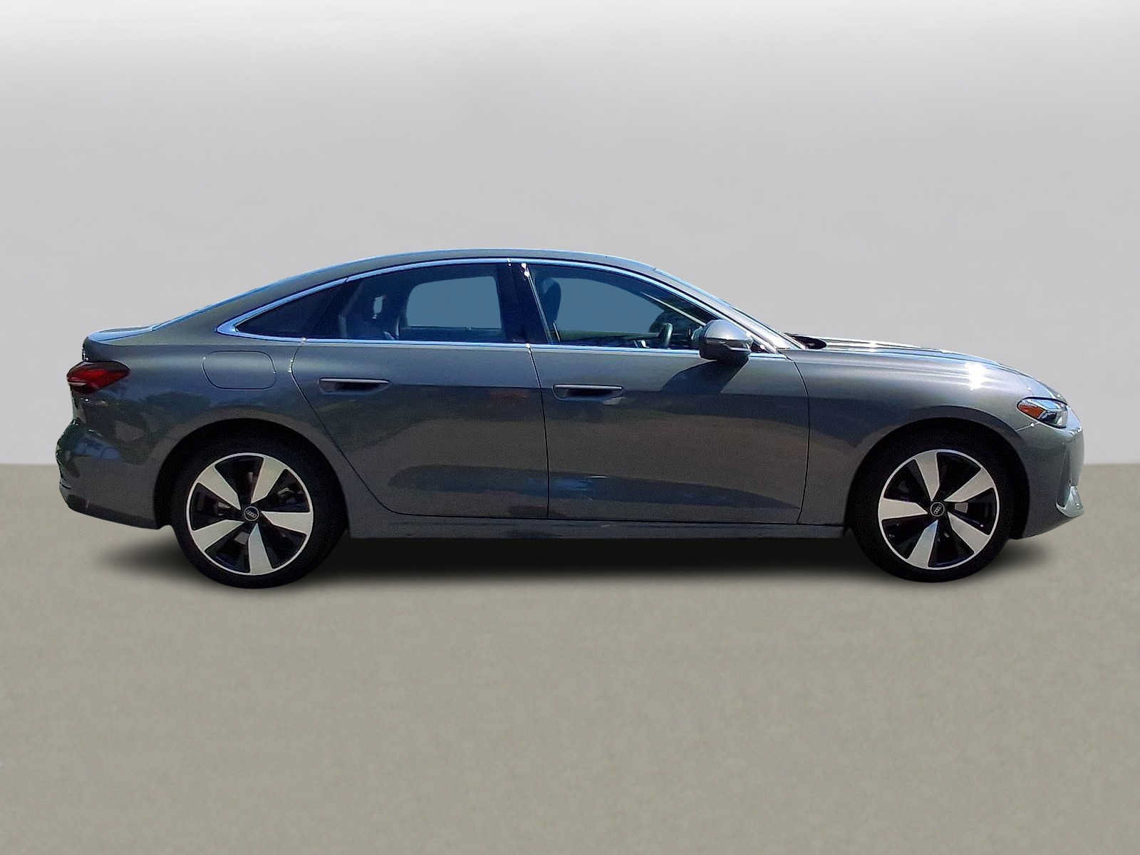 Certified 2025 Audi A5 2.0T Premium Plus w/ Premium Plus AWD/4WD image 32