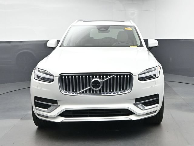 Used 2023 Volvo XC90 B6 Plus w/ Protection Package Premier AWD/4WD image 2