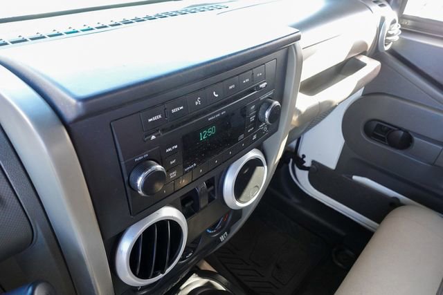 Used 2010 Jeep Wrangler Sahara image 19