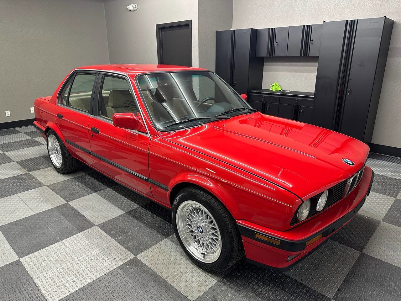 Used 1991 BMW 318i Sedan image 12