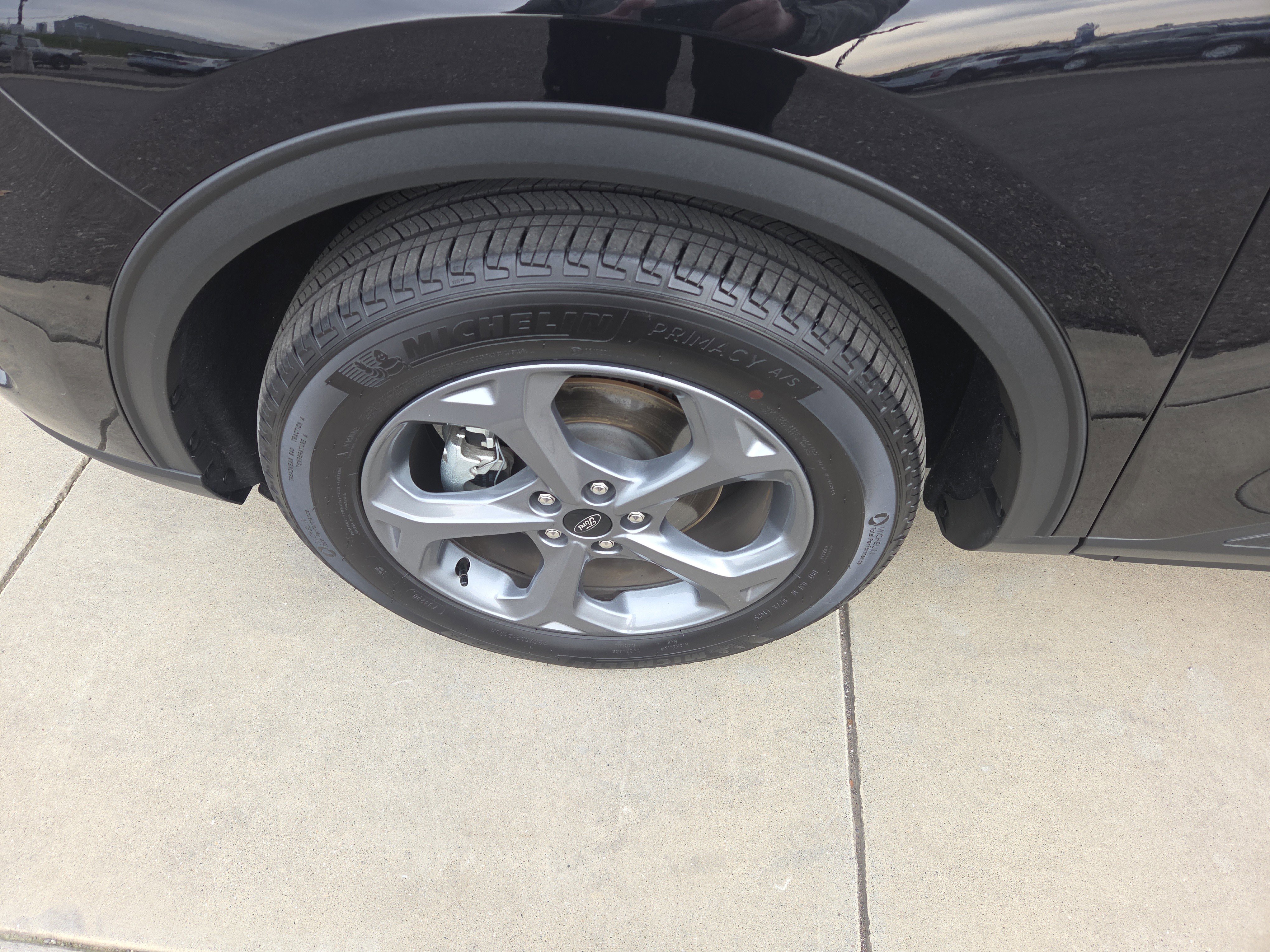 Used 2025 Ford Escape ST-Line image 9