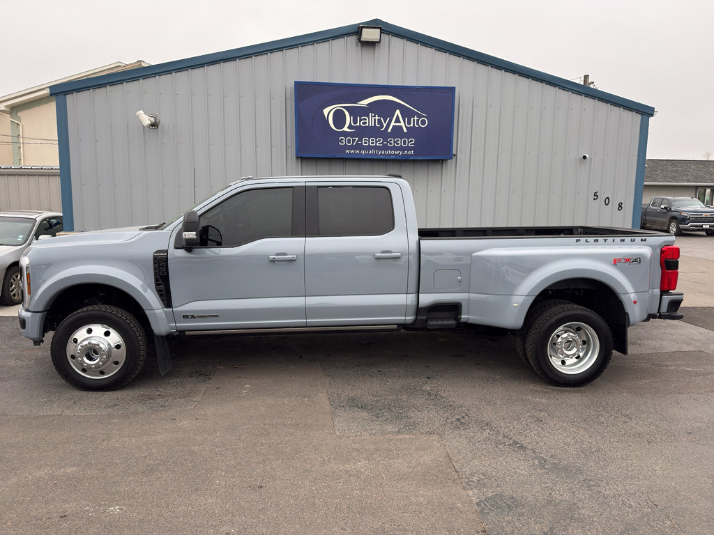 Used 2025 Ford F450 Platinum w/ FX4 Off-Road Package image 1