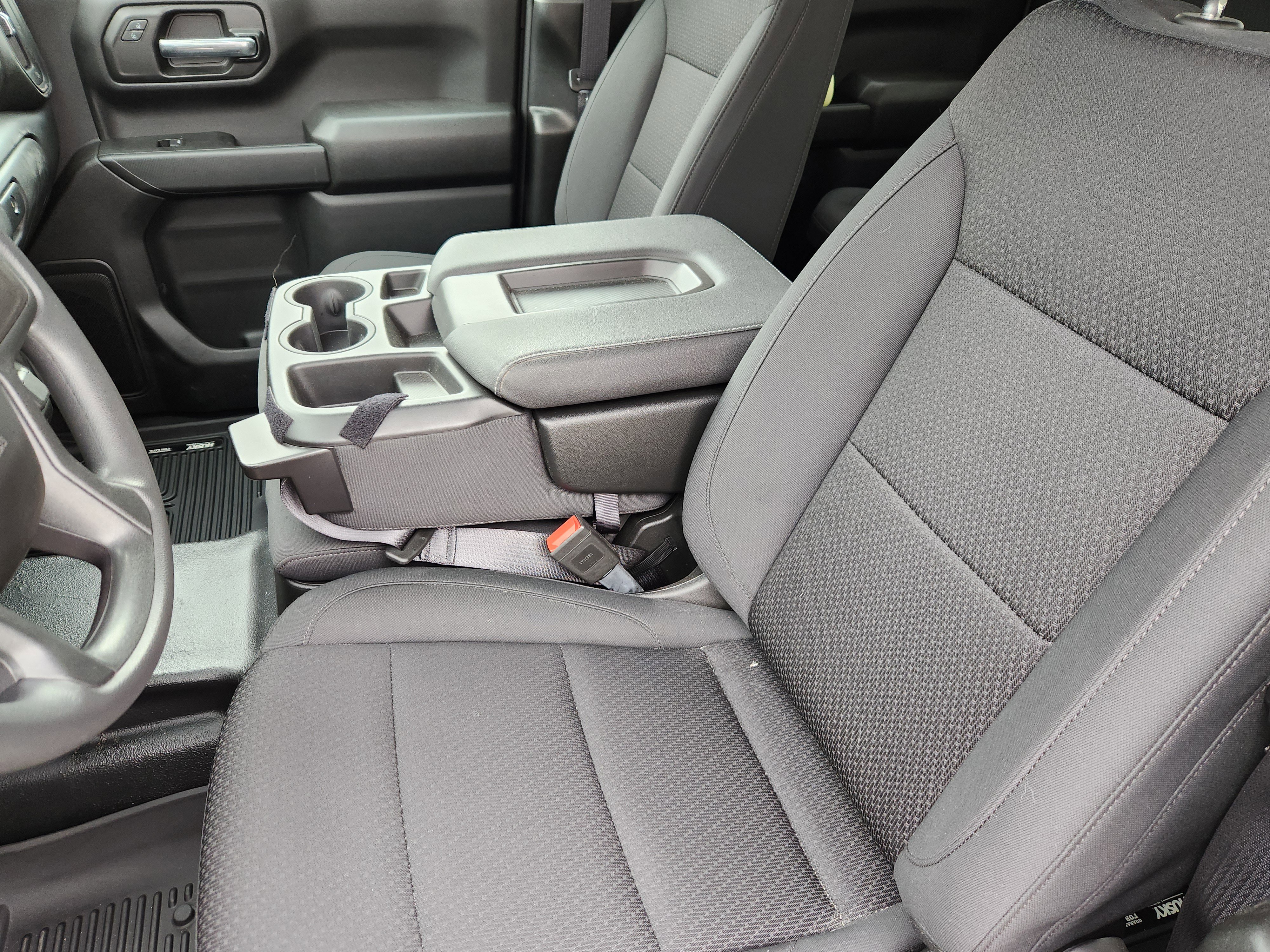 Used 2024 Chevrolet Silverado 1500 W/T image 9