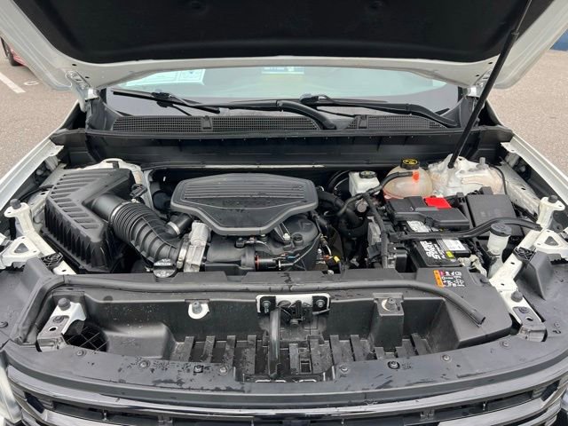 Used 2021 GMC Acadia SLE w/ Driver Convenience Package image 18