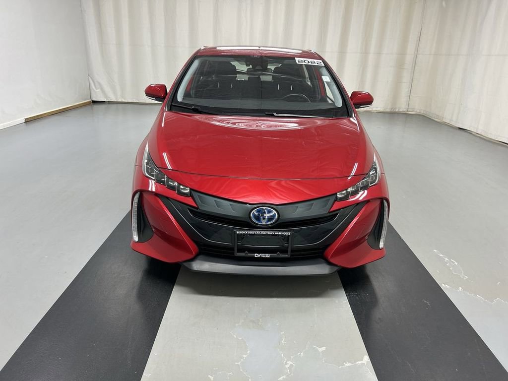 Used 2022 Toyota Prius Prime LE image 3