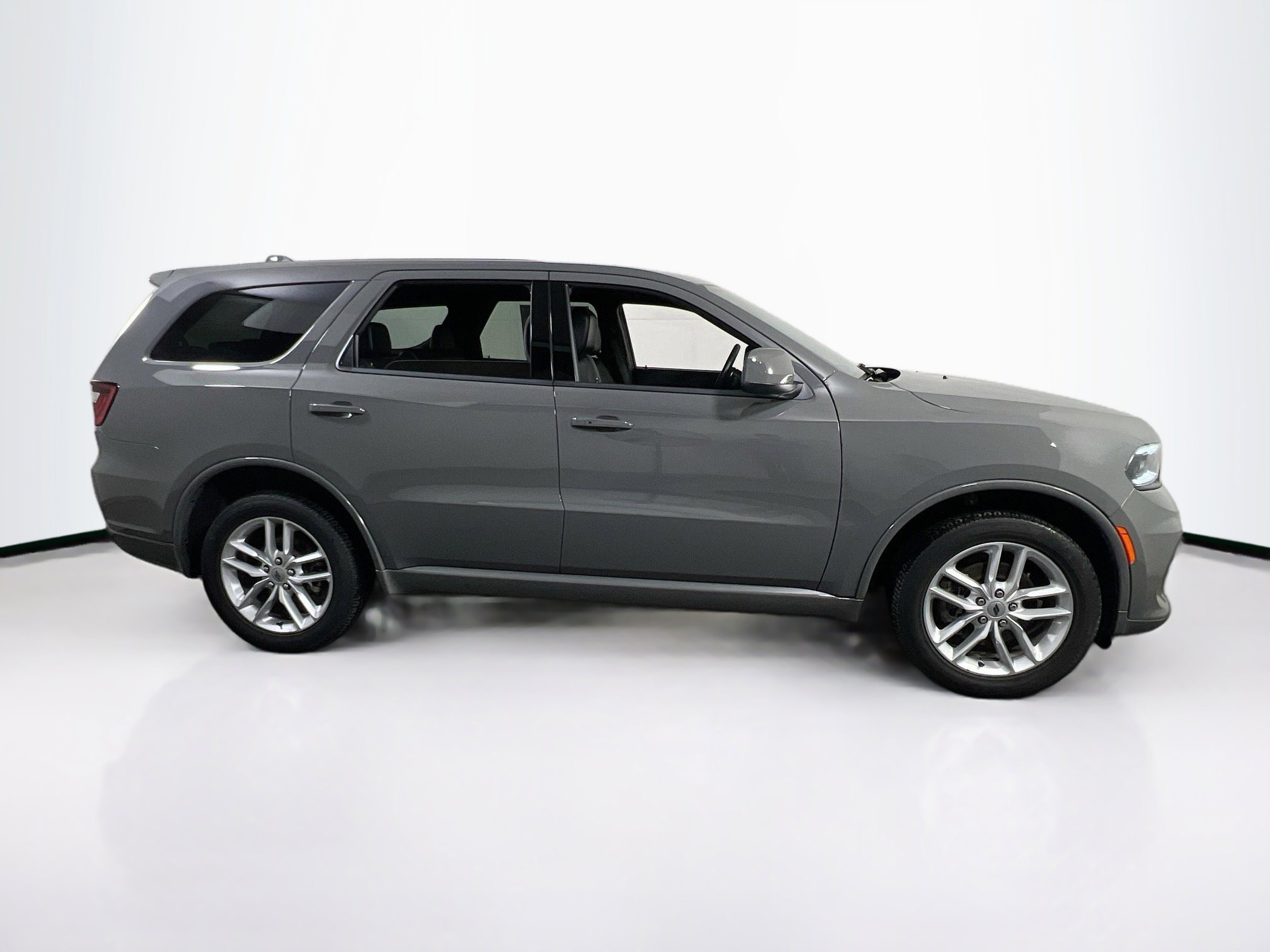 Used 2022 Dodge Durango GT image 4