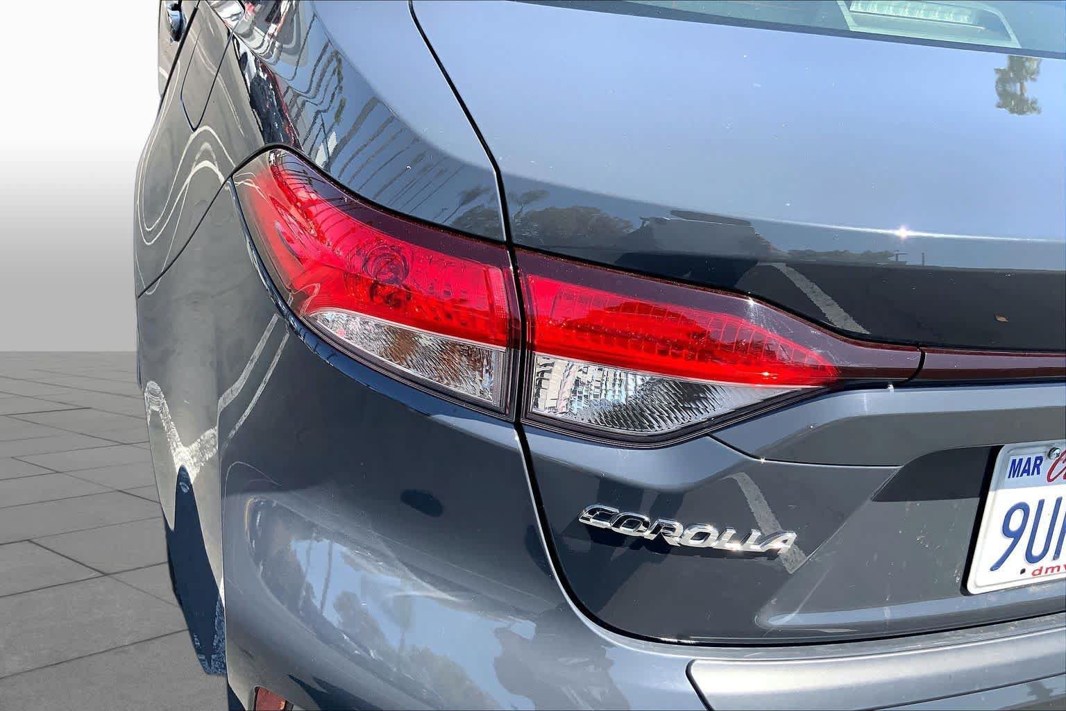 Certified 2025 Toyota Corolla LE w/ LE Premium Package FWD image 28