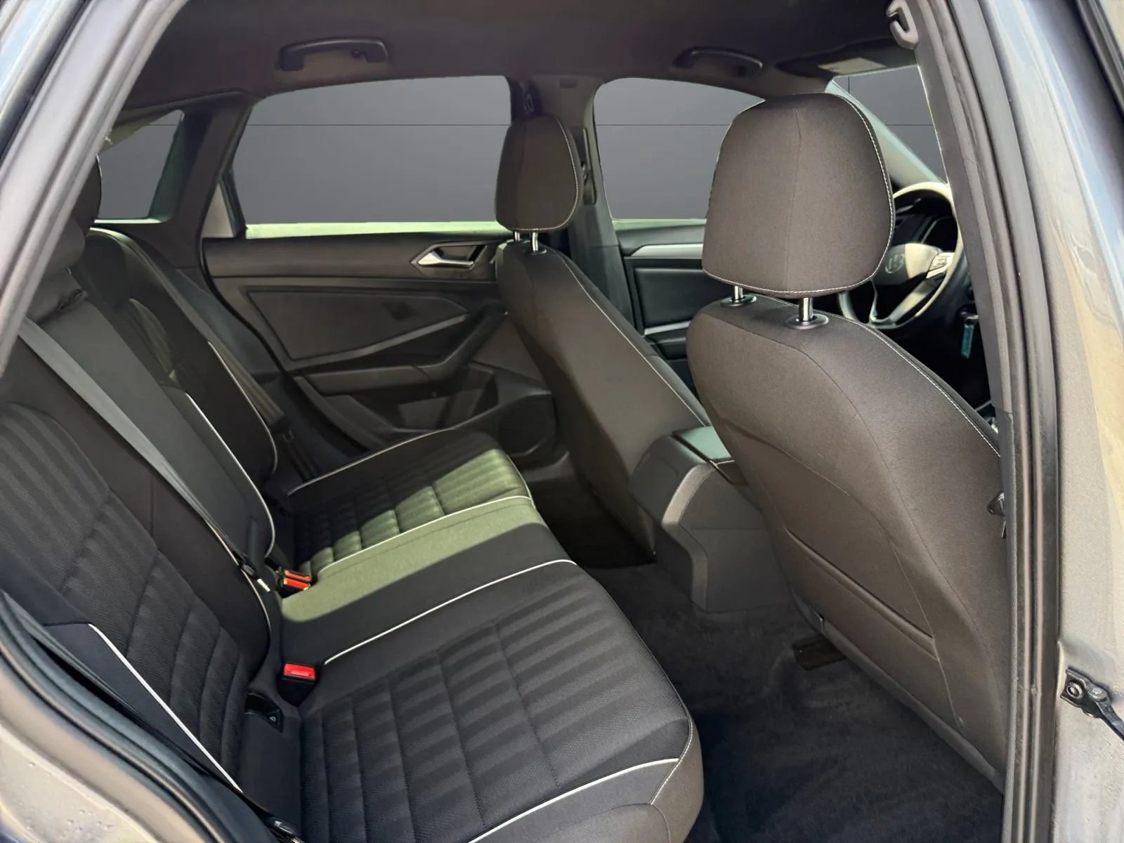 Used 2022 Volkswagen Jetta Sport FWD image 20