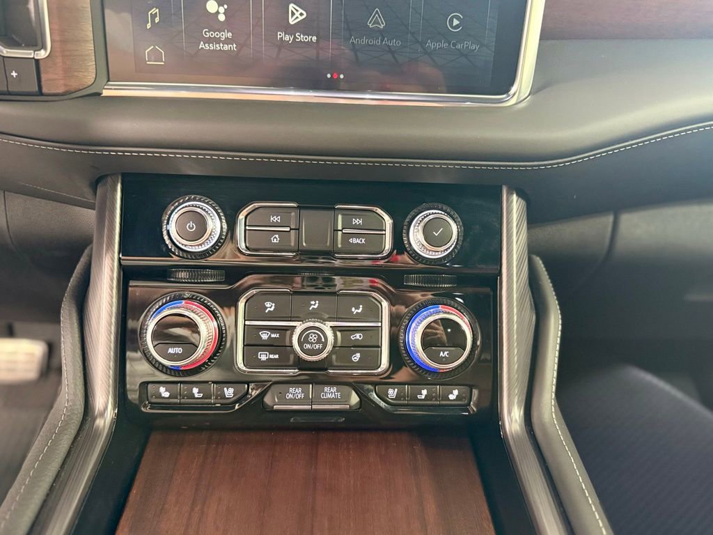 Used 2024 GMC Yukon XL Denali Ultimate image 18