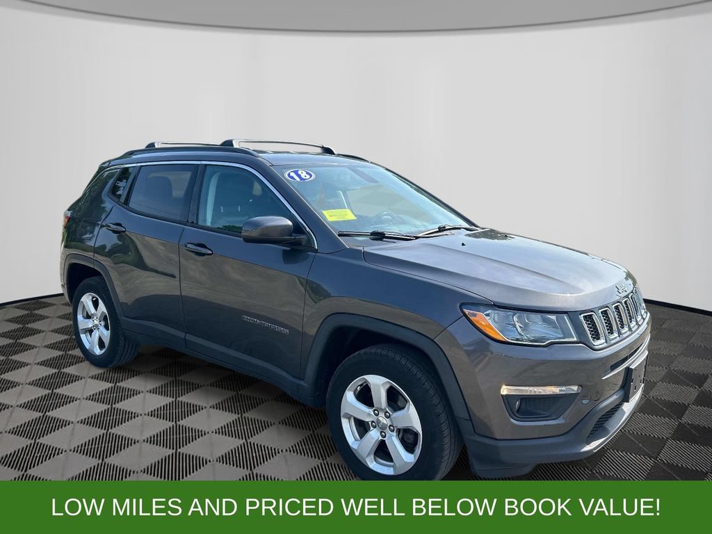Used 2018 Jeep Compass Latitude w/ Cold Weather Group AWD/4WD image 7