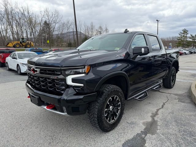 Used 2023 Chevrolet Silverado 1500 ZR2 w/ Technology Package image 5