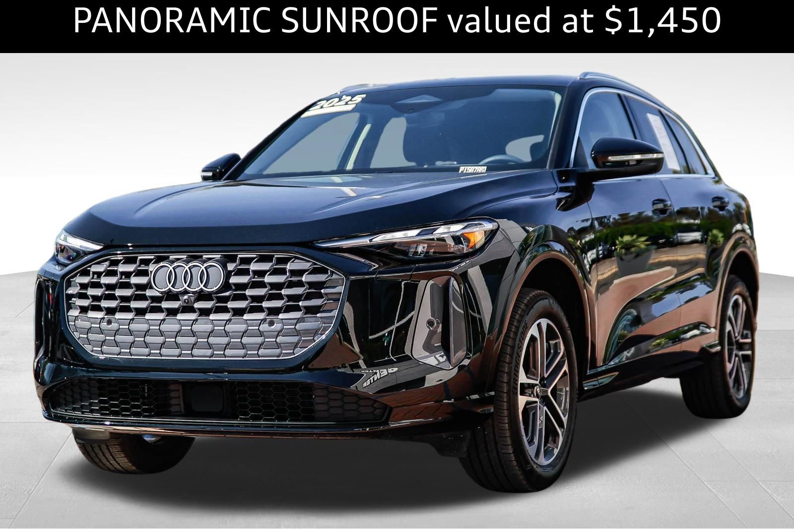 Certified 2025 Audi Q5 Premium w/ Convenience Package image 3