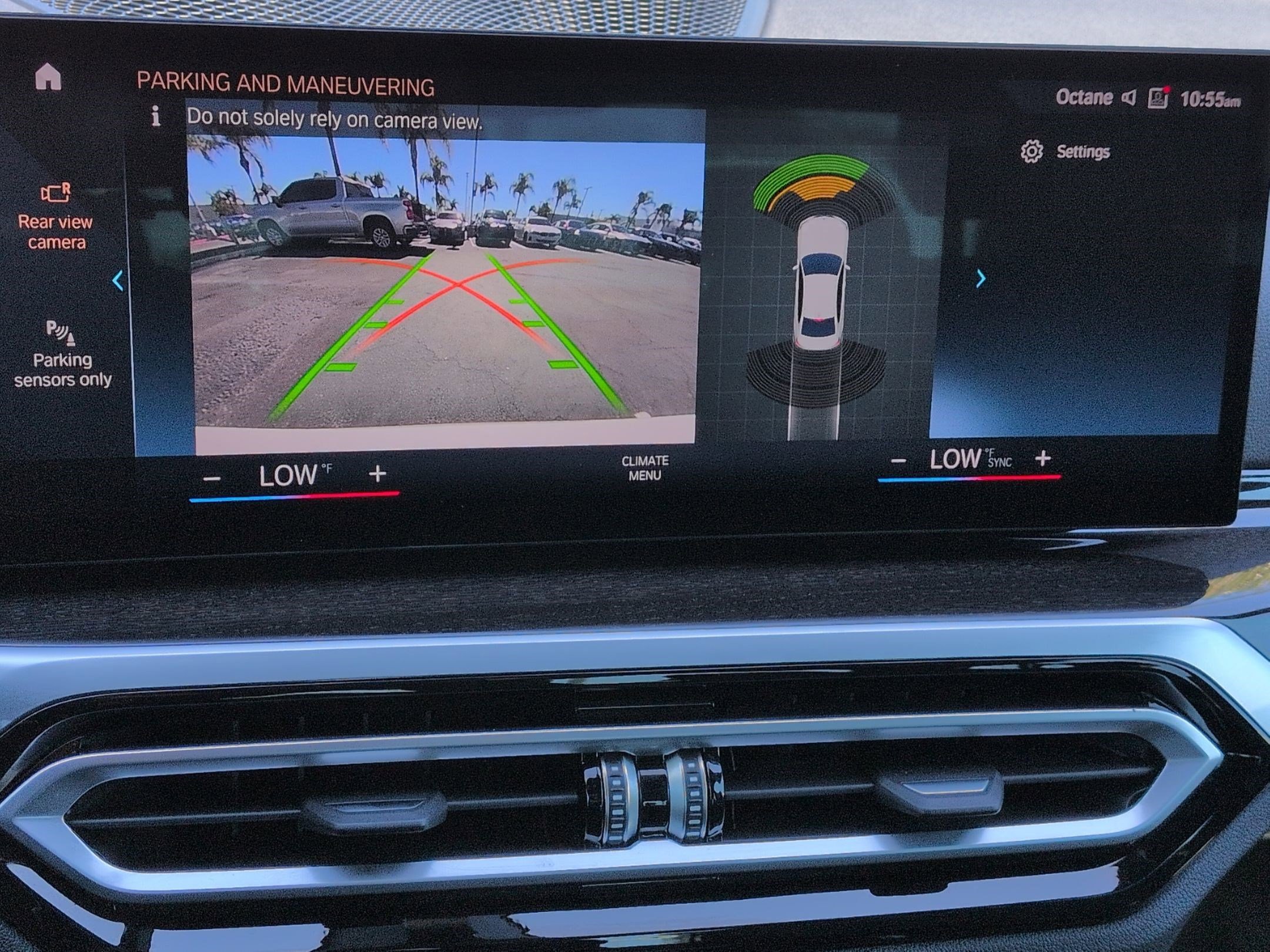 Used 2023 BMW 330e w/ Premium Package image 25